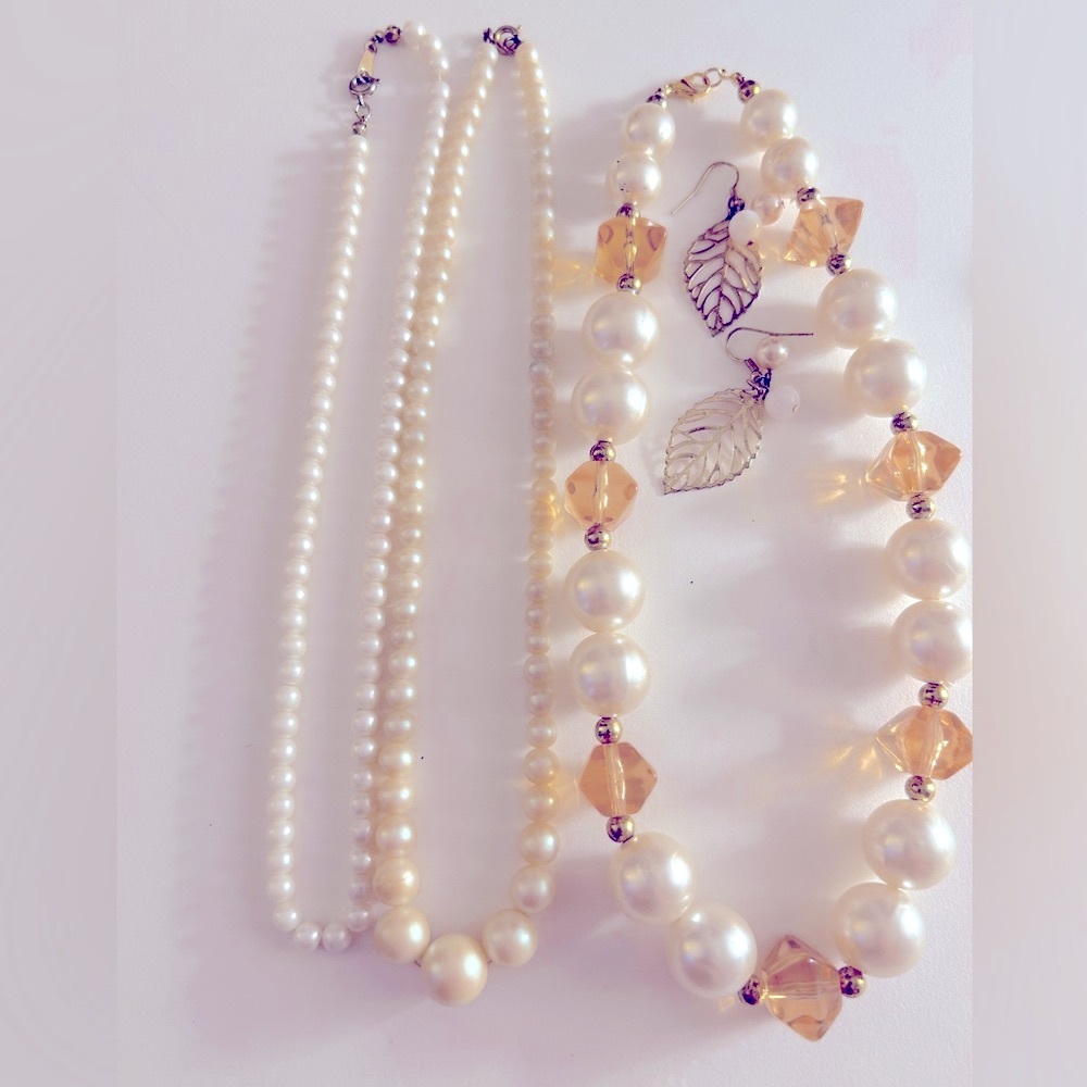 3 Vintage Faux Pearl Necklaces ONLY, Peach lucite Cream. Earrings NOT INCLUDED !